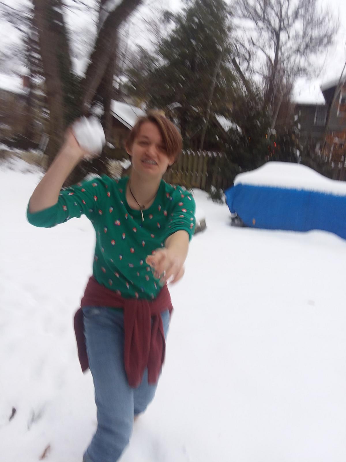 2019-01-12 Cates throwing snowbal.jpg